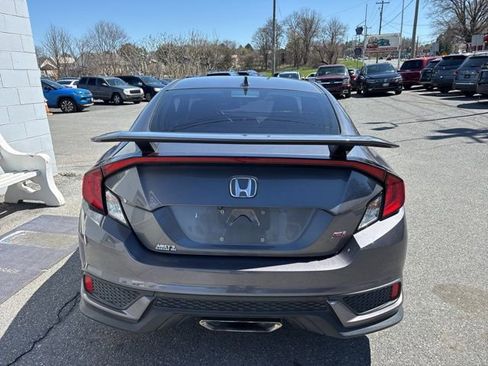 Used 2018 Honda Civic Si image 5