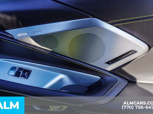 Used 2022 Chevrolet Corvette Stingray w/ Z51 Performance Package image 24