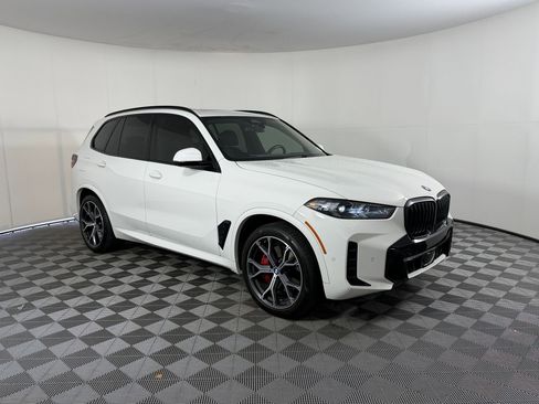 Used 2024 BMW X5 sDrive40i w/ M Sport Package RWD image 7