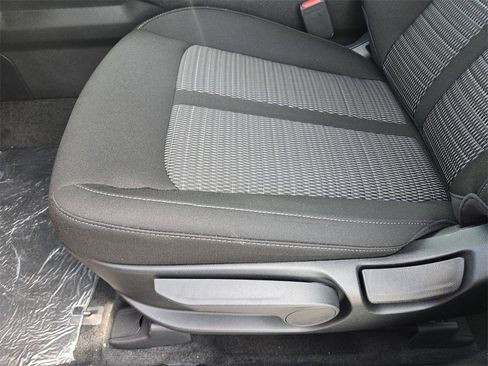 New 2025 Kia Sorento LX image 17