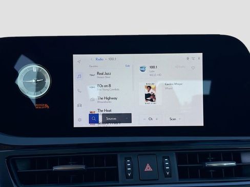 New 2025 Lexus ES 350 w/ Premium Package image 31