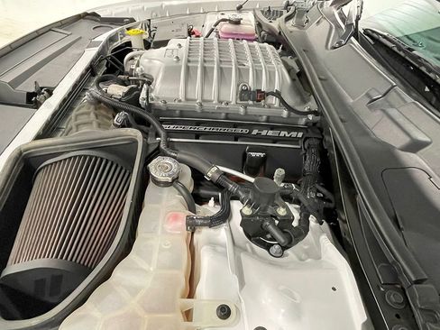 Used 2020 Dodge Challenger SRT Hellcat image 23