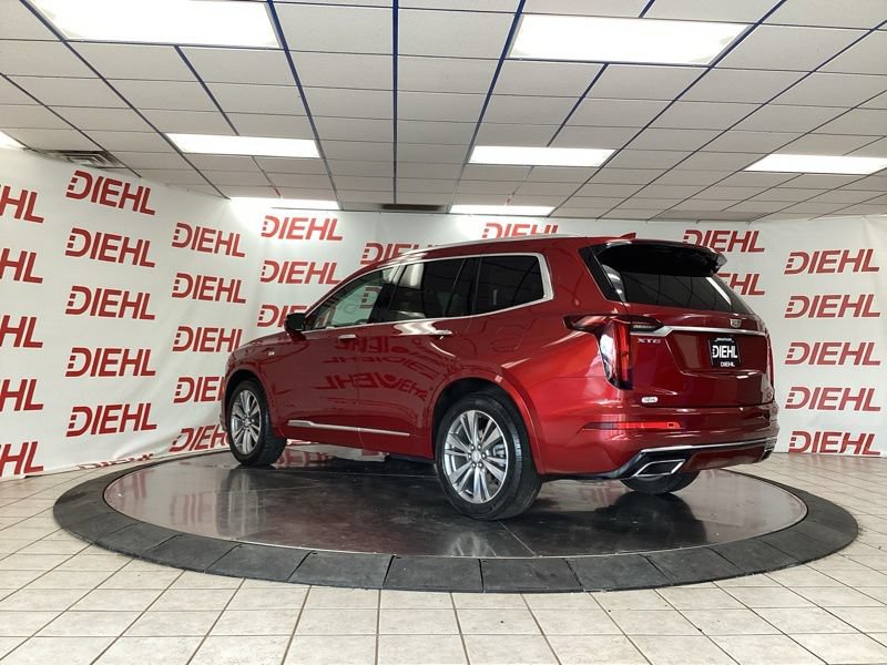 Used 2022 Cadillac XT6 Premium Luxury FWD image 5