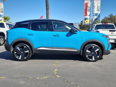 Used 2025 Nissan Kicks SR image 31