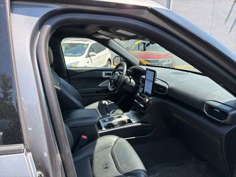 Used 2023 Ford Explorer ST w/ Equipment Group 401A AWD/4WD image 11