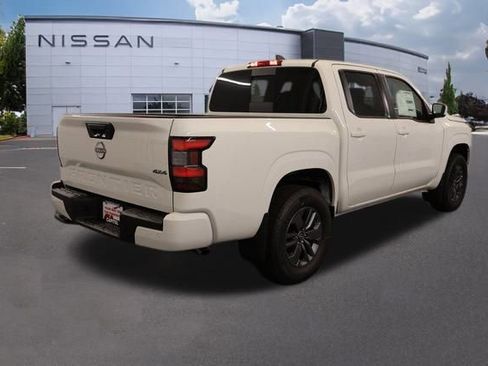 New 2025 Nissan Frontier SV image 2
