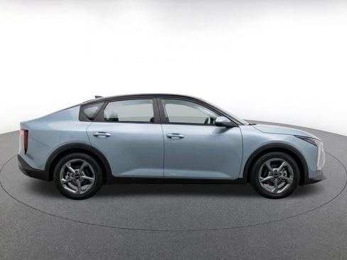 Used 2025 Kia K4 FWD image 15