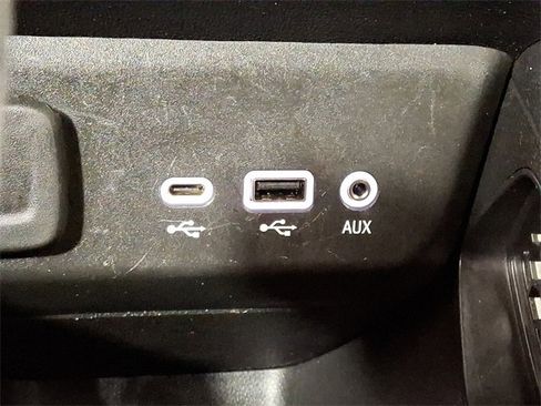 Used 2023 Chevrolet TrailBlazer LT w/ Convenience Package image 24