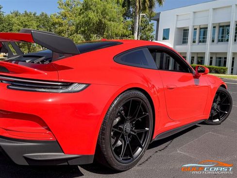 Used 2022 Porsche 911 GT3 RWD image 51
