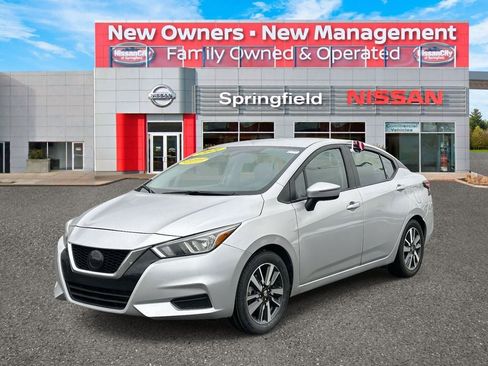 Certified 2021 Nissan Versa SV image 2