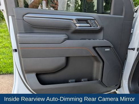Used 2025 GMC Sierra 2500 AT4 w/ AT4 Premium Plus Package AWD/4WD image 32