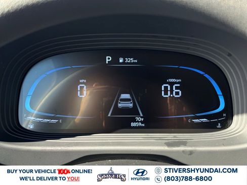 Certified 2025 Hyundai Venue SE image 27