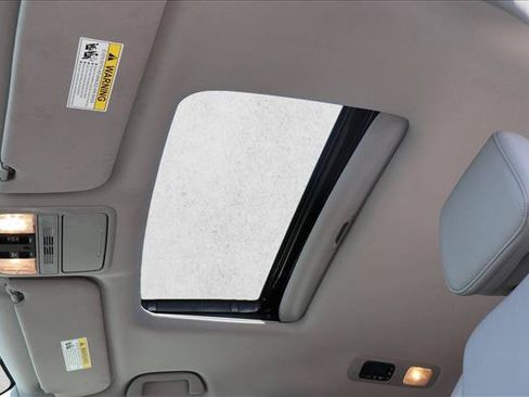 Used 2024 Honda Odyssey EX-L image 21