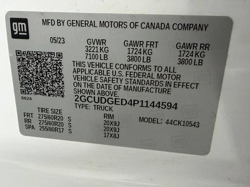 Used 2023 Chevrolet Silverado 1500 LTZ AWD/4WD image 32