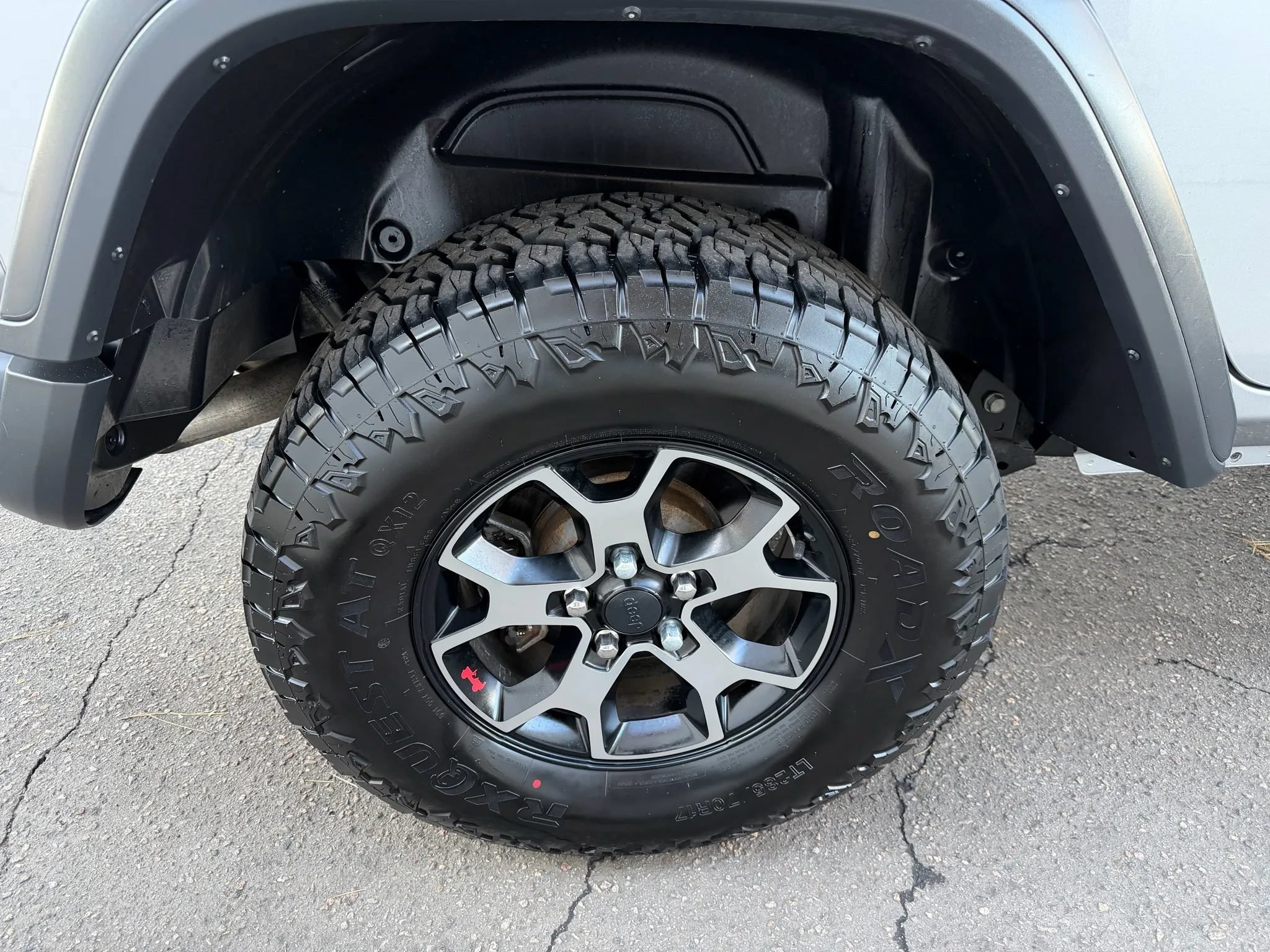 Used 2018 Jeep Wrangler Unlimited Rubicon AWD/4WD image 37