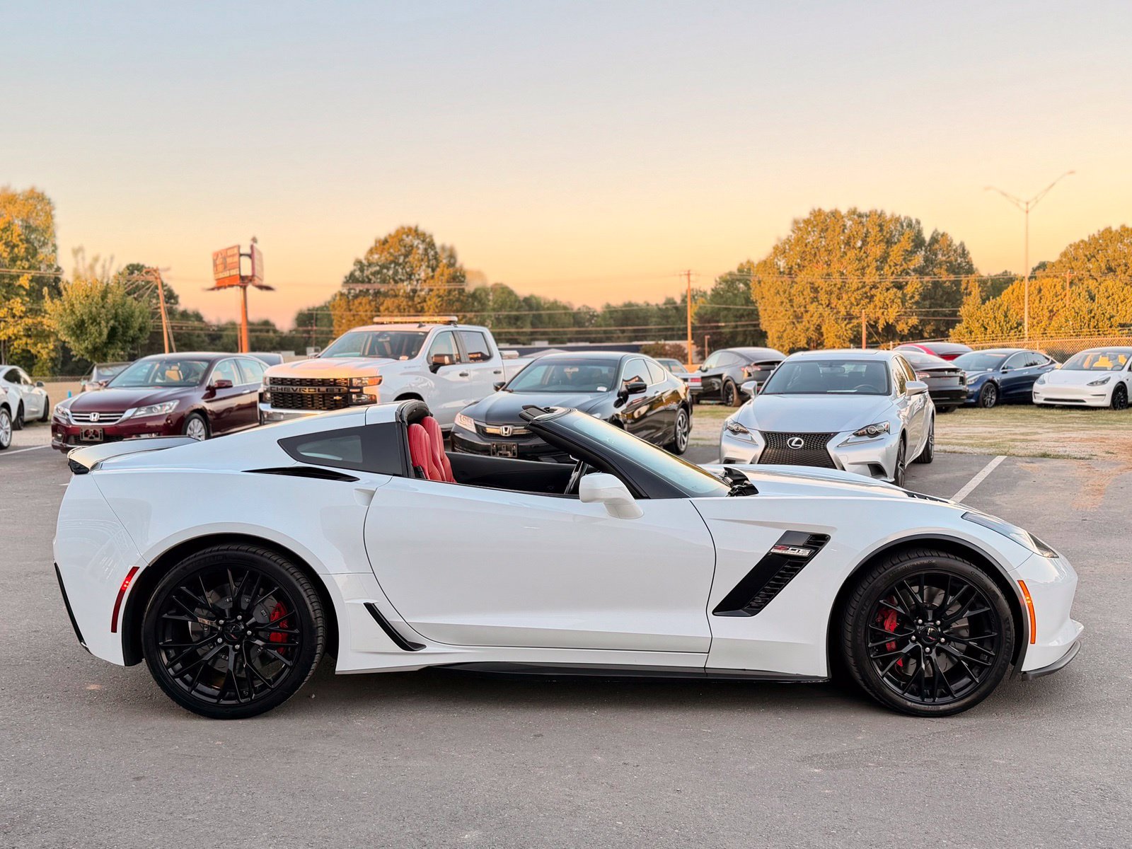 Used 2017 Chevrolet Corvette Z06 w/ Battery Protection Package RWD image 12