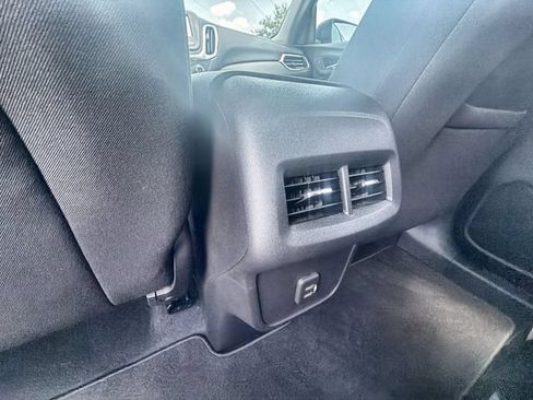 Certified 2021 Chevrolet Equinox LT FWD image 20