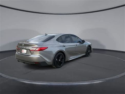 Certified 2025 Toyota Camry SE image 8