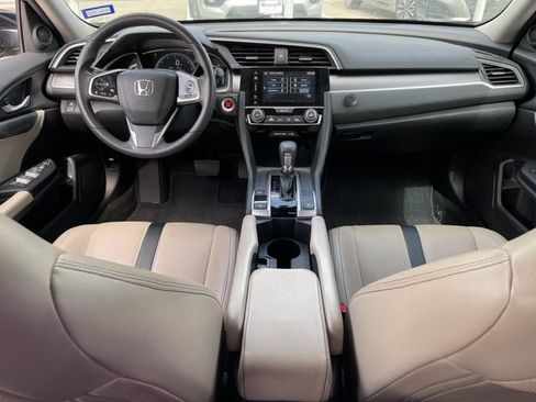 Used 2017 Honda Civic EX image 9