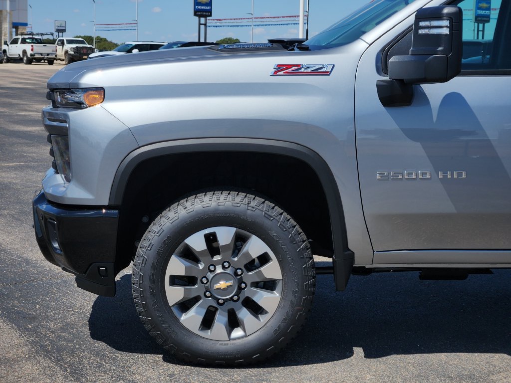 New 2026 Chevrolet Silverado 2500 Custom w/ Custom Value Package AWD/4WD image 6