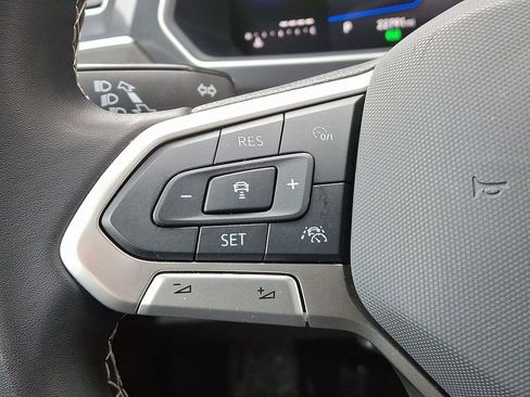 Used 2024 Volkswagen Tiguan Wolfsburg Edition image 21