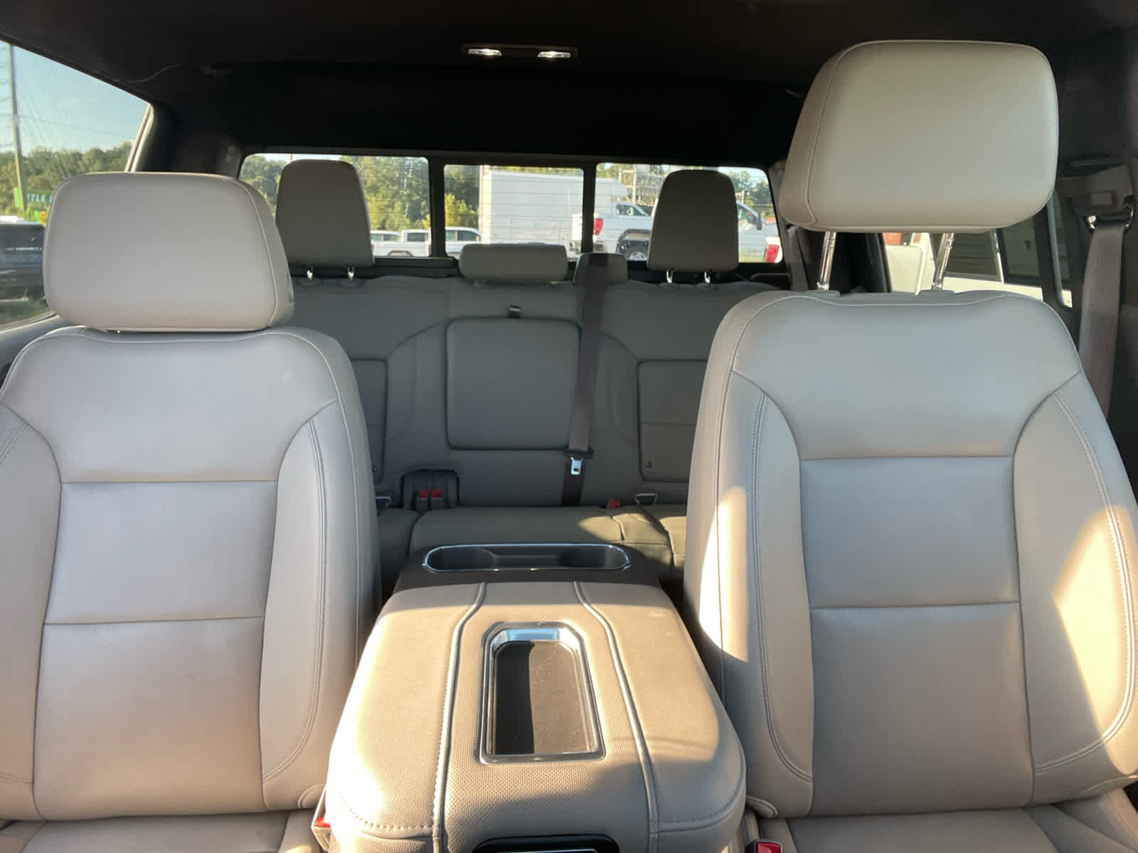 Used 2022 GMC Sierra 1500 SLT w/ SLT Premium Plus Package AWD/4WD image 31