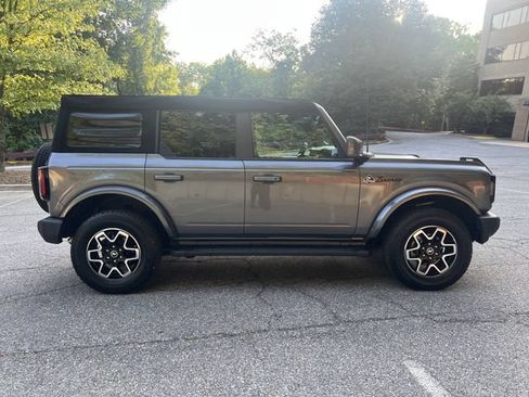 Used 2023 Ford Bronco Outer Banks AWD/4WD image 2