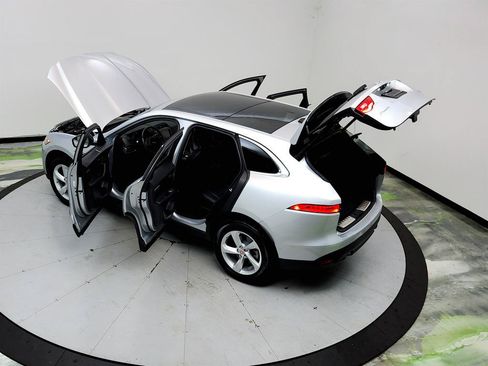 Used 2020 Jaguar F-PACE Premium AWD/4WD image 36