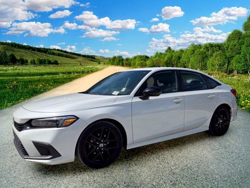 Used 2022 Honda Civic Sport image 3