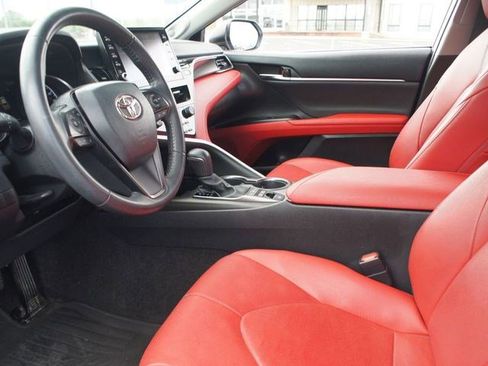 Used 2022 Toyota Camry XSE w/ Navigation Upgrade Package image 14