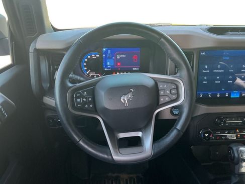 Used 2024 Ford Bronco Wildtrak AWD/4WD image 12