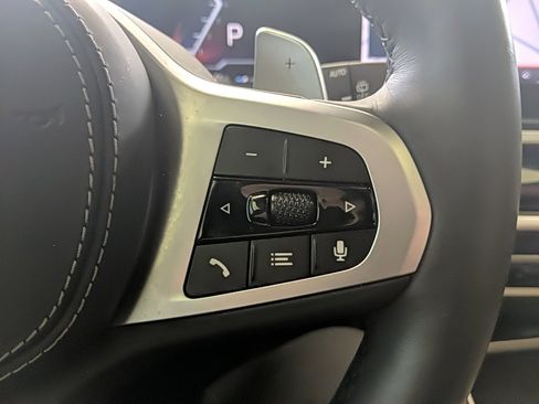 Used 2024 BMW X7 xDrive40i w/ Executive Package image 24