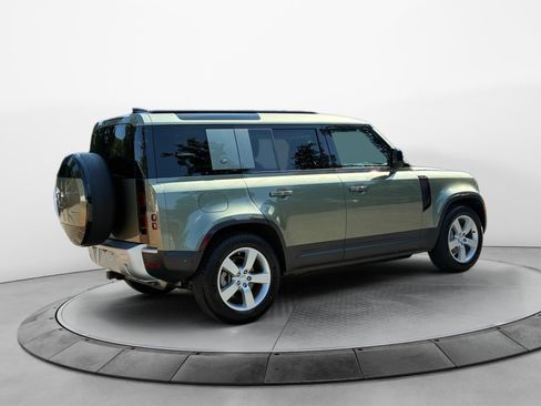 Certified 2024 Land Rover Defender 110 S AWD/4WD image 7