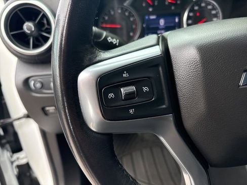 Used 2020 Chevrolet Blazer LT image 17