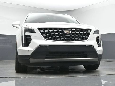 Used 2019 Cadillac XT4 Premium Luxury AWD/4WD image 11