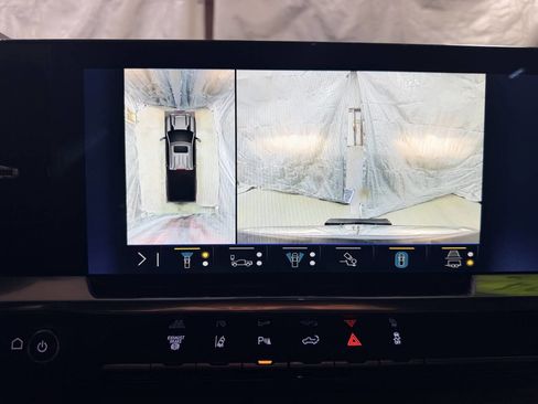 Used 2024 Chevrolet Silverado 2500 LT w/ All Star Edition image 15