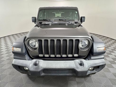 Used 2019 Jeep Wrangler Sport image 8