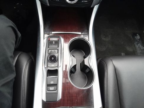 Used 2016 Acura TLX V6 image 22