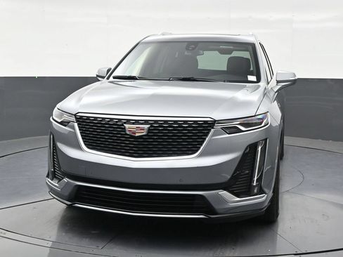 Used 2024 Cadillac XT6 Luxury FWD image 8