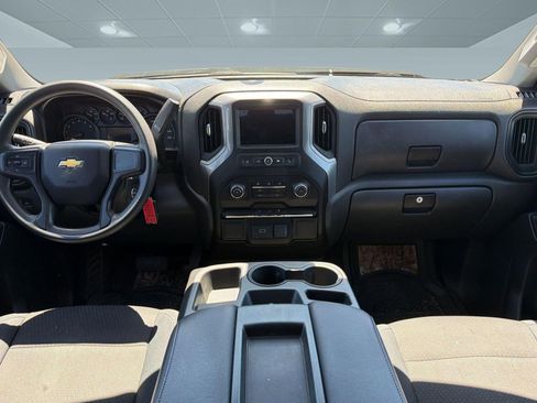 Used 2019 Chevrolet Silverado 1500 Custom image 15