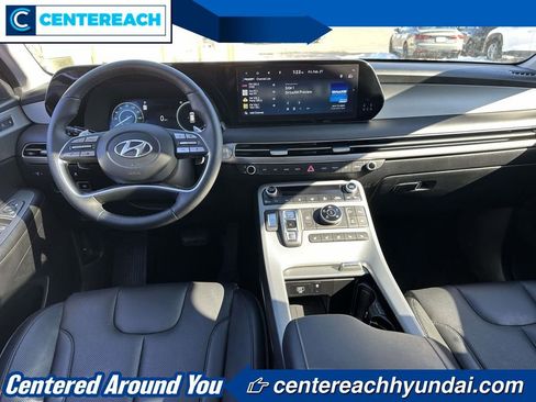 Used 2023 Hyundai Palisade SEL w/ Premium Package image 11