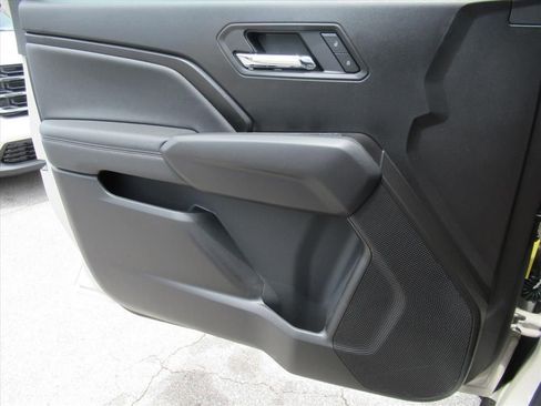 New 2026 GMC Canyon Elevation w/ Convenience Package RWD image 18
