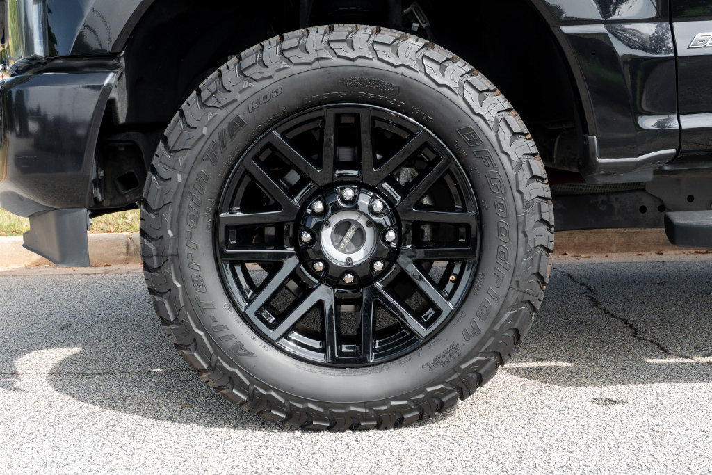 Used 2020 Ford F250 Lariat AWD/4WD image 2