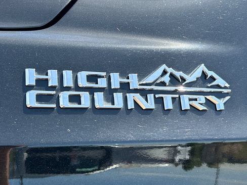 Used 2023 Chevrolet Tahoe High Country w/ Premium Package 2 AWD/4WD image 25