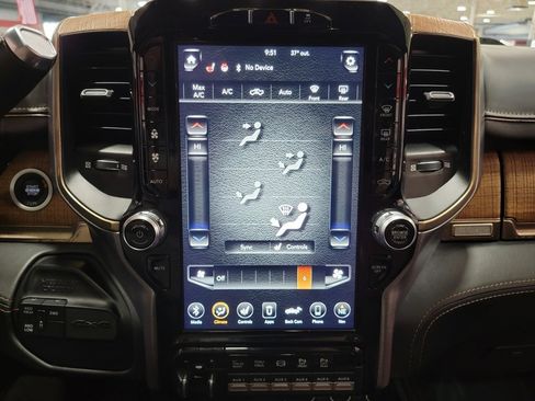 Used 2019 RAM 3500 Limited image 28