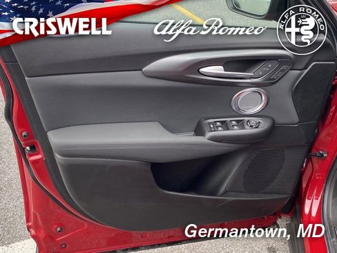 New 2024 Alfa Romeo Tonale Veloce image 16