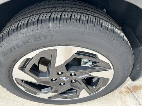 Certified 2024 Subaru Crosstrek 2.5i Limited AWD/4WD image 6