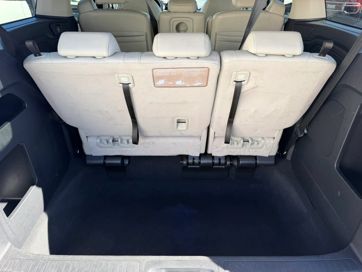 Used 2025 Honda Odyssey EX-L image 16