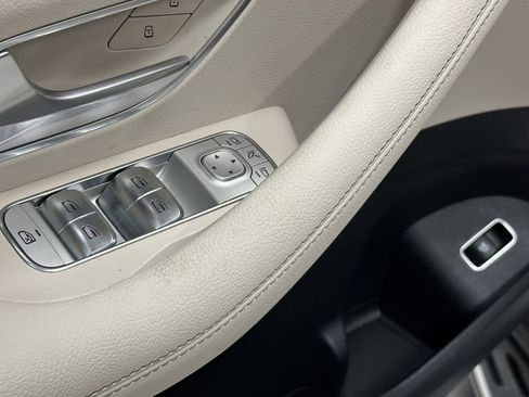 New 2026 Mercedes-Benz GLE 450 4MATIC image 11