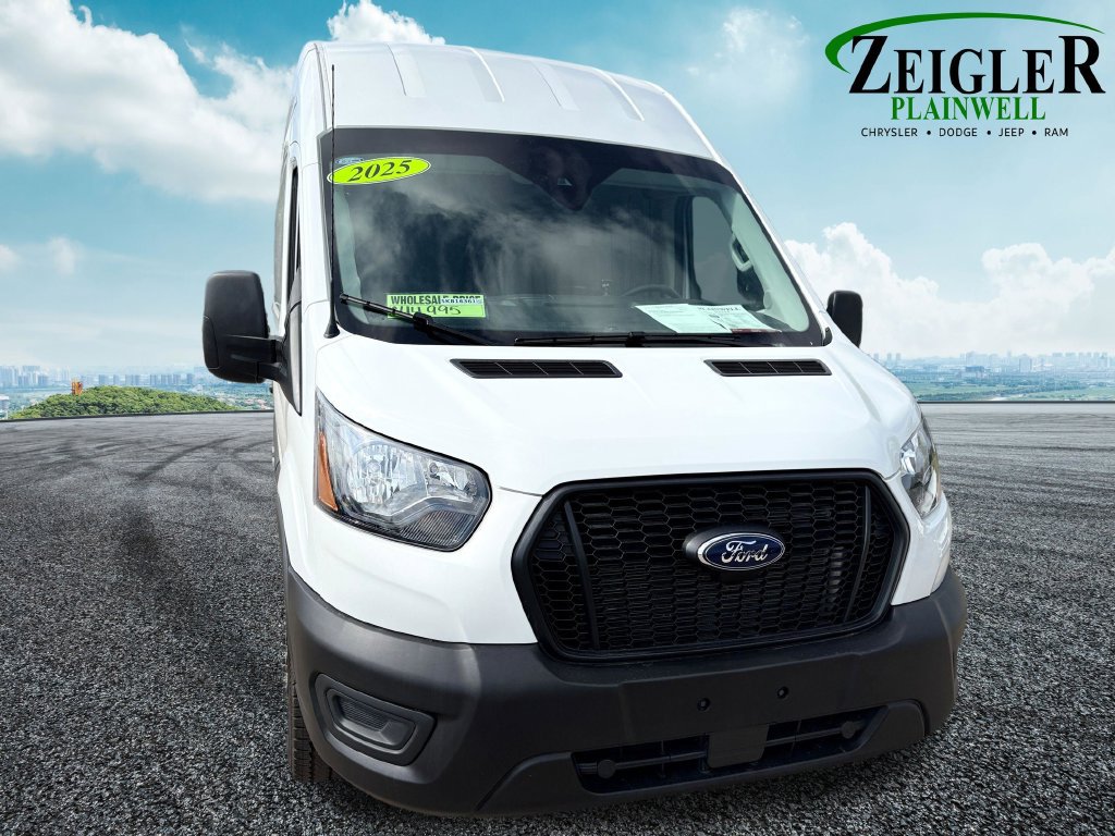 Used 2025 Ford Transit 250 148 High Roof AWD image 8